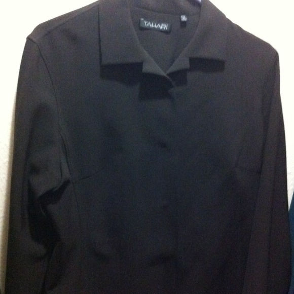 TAHARI Lightweight Jacket  / Top