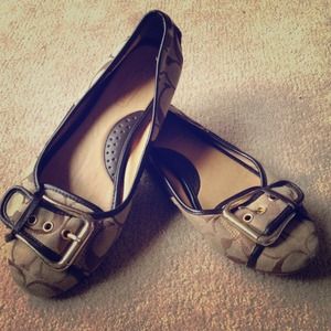 Coach flats!