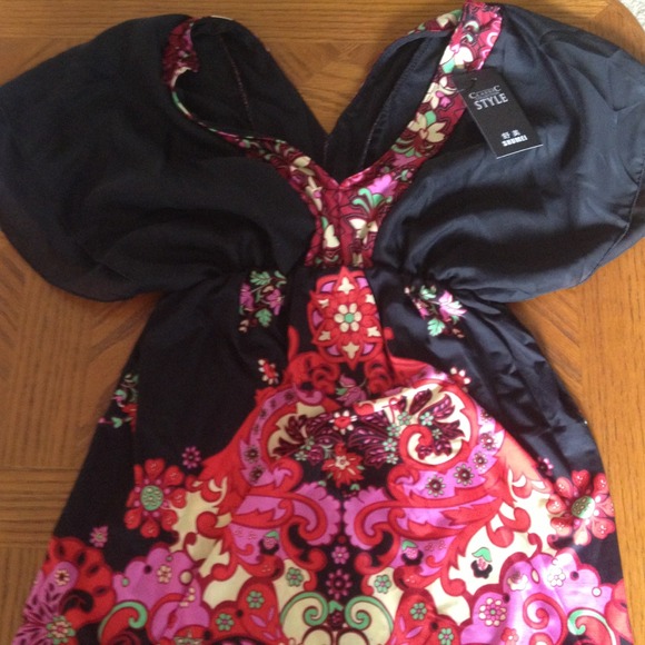 Black and pink sundress - Picture 2 of 4