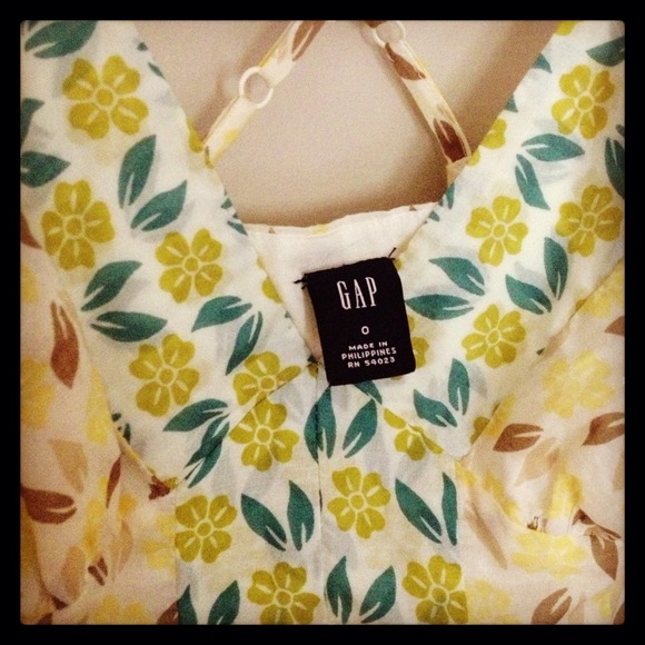 🔴BUNDLED🔴GAP sundress - Picture 2 of 2