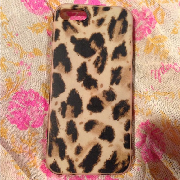 iPhone 5 j.crew leopard phone case- PRICE LOWERED!