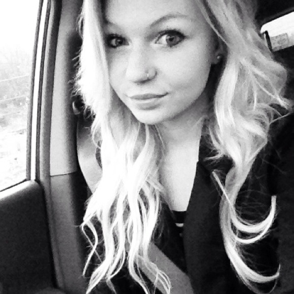 ✨ MEET YOUR SELLER! ✨ - Picture 2 of 3