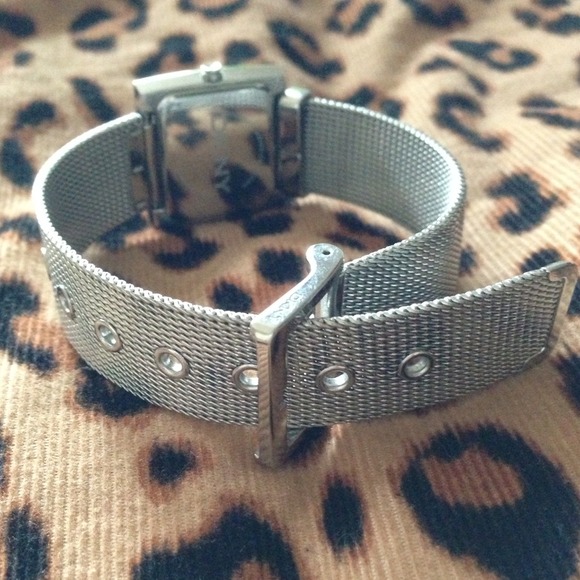 🔴SOLD🔴 DKNY Watch - Picture 3 of 4