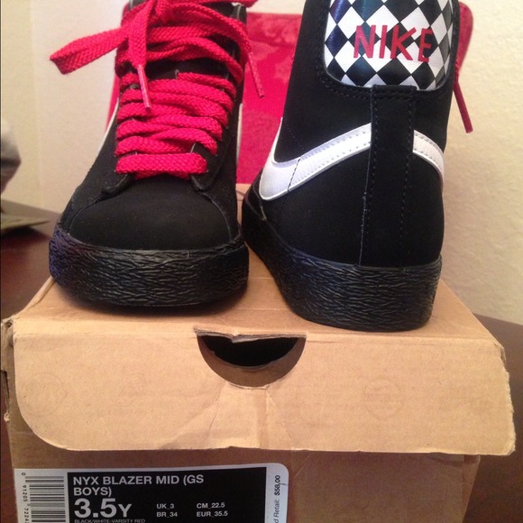 Nike shoes
