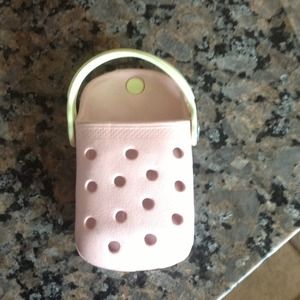 Croc phone holder