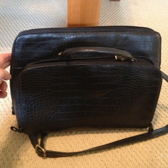 SOLD!! Black laptop case/purse