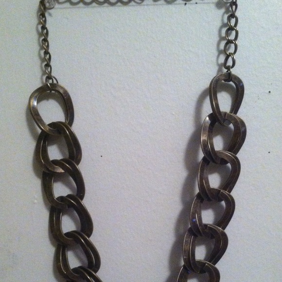 Alexa Link Chain - Picture 2 of 2