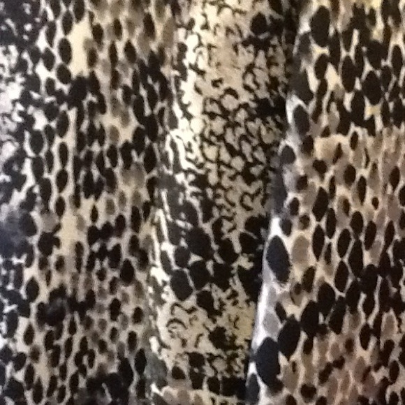 Sold!!!Python print silk shirt - Picture 3 of 3