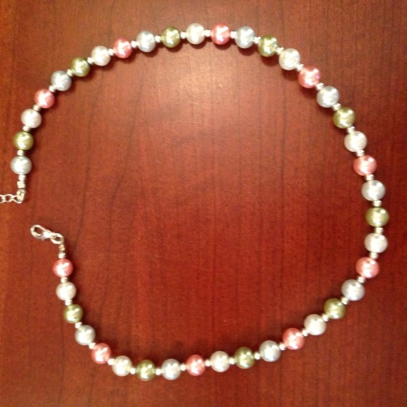 ❌SOLD❌Faux pearls adjustable necklace