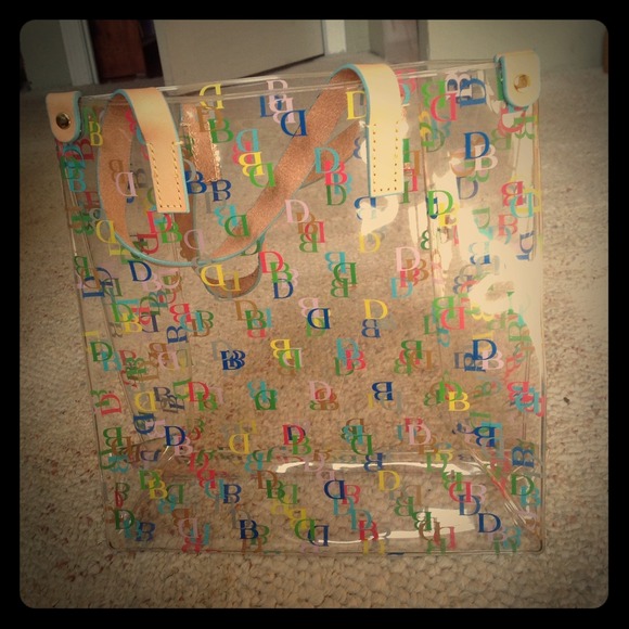 **Reserved** Authentic Dooney & Bourke lunch bag