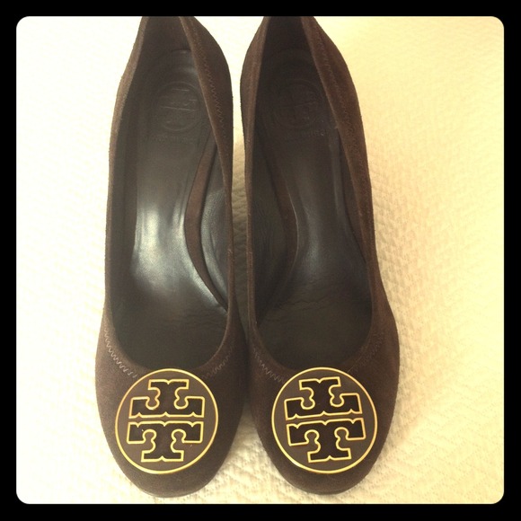 Tory Burch Suede Pumps