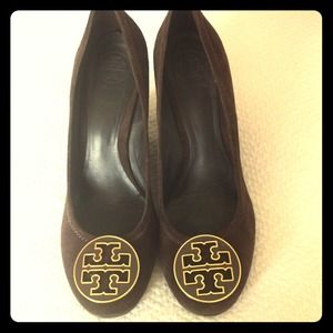 Tory Burch Suede Pumps