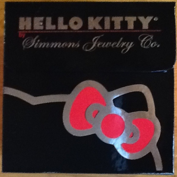 ~SOLD~ Hello Kitty Kimora Simmons Diamond Watch - Picture 4 of 4