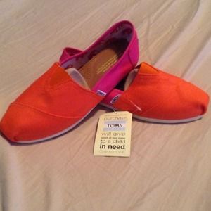 TOM'S pink and orange shoes
