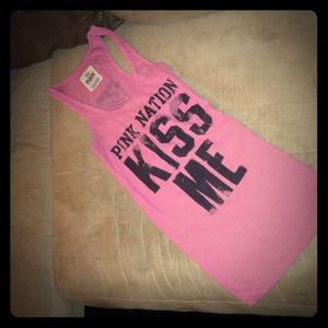 Victoria secret shirt 💗