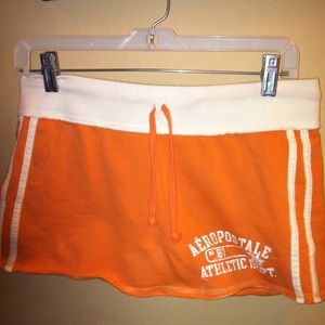 🔴SOLD IN BUNDLE OF 8 TO @cleegarcia🔴AERO SKIRT