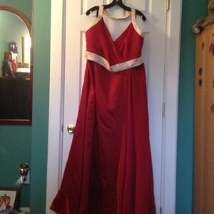 Plus size halter red bridesmaid dress