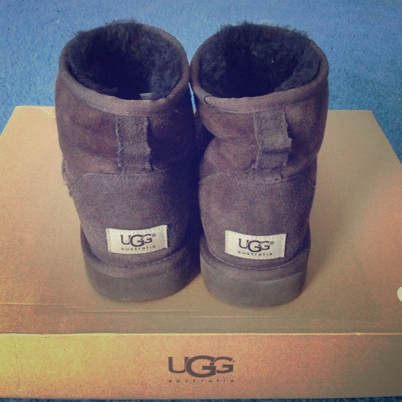 Short Ankle Brown Uggs