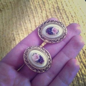 GORGEOUS VINTAGE EARRINGS