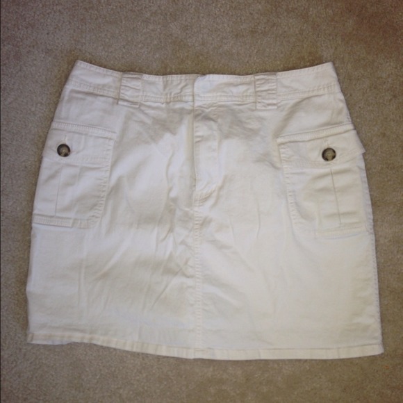 Khaki colored cargo skort