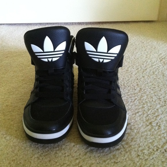 ***SOLD*** - Picture 2 of 4