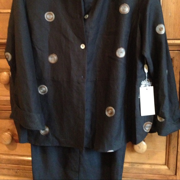 John A 3 piece suit - Picture 2 of 4