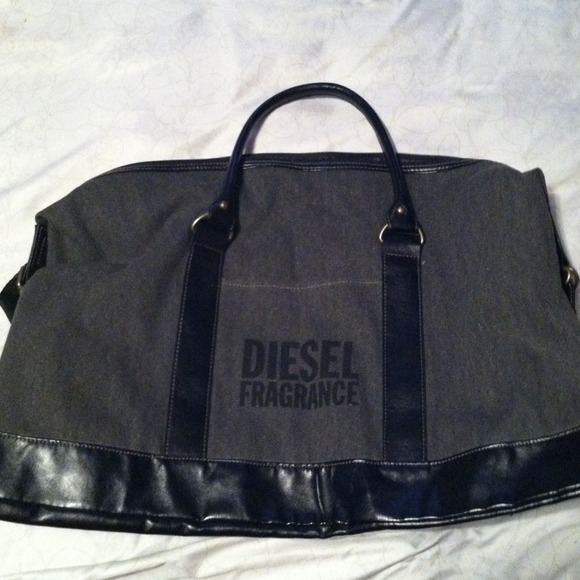 👌BRAND NEW👌Diesel Fragrance Duffel Bag