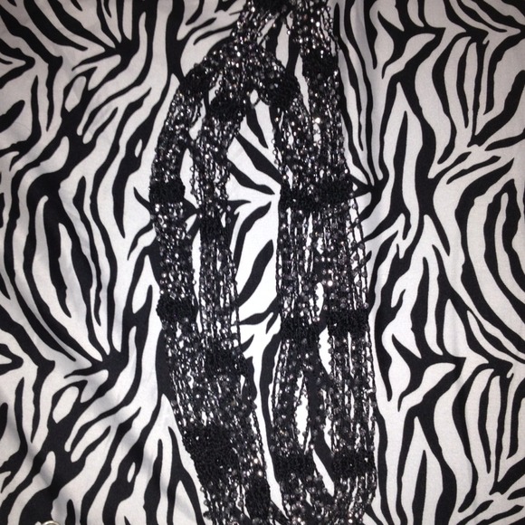 🎀Cute silver and black threaded long necklace