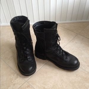 Bates Durashocks Men's 8" Zipper Boot. Size 11
