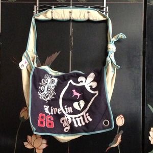 👜RESERVED👜 VS PINK hoodie overnight bag