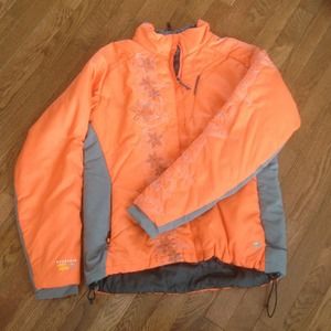 NWOT MOUNTAIN HARDWEAR Coat