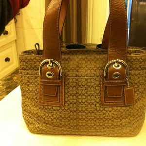 Authentic coach hangbag