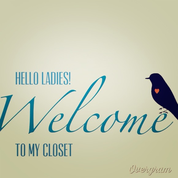 Welcome to my closet! 😘