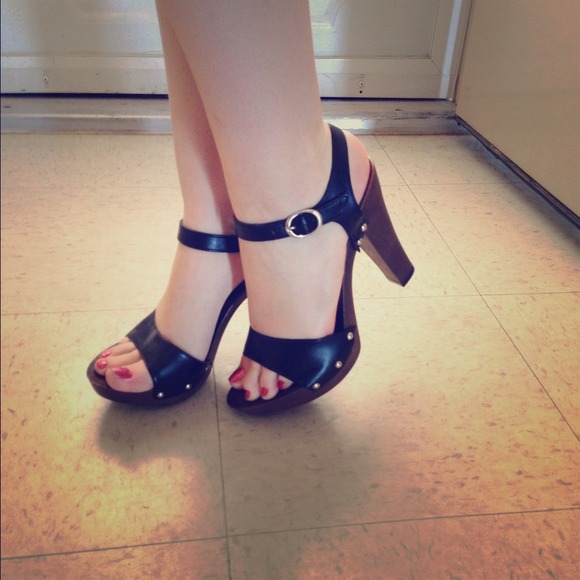 Fiona Open Toe Sandals