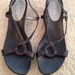 Kenneth Cole Sandals