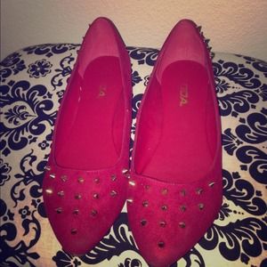 Red soda shoes size 8 1/2