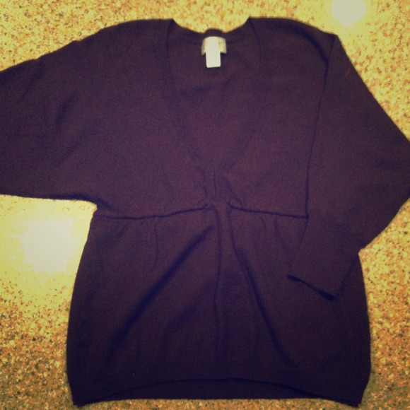 * Sold in bundle for rebekahmay * AT Loft sweater