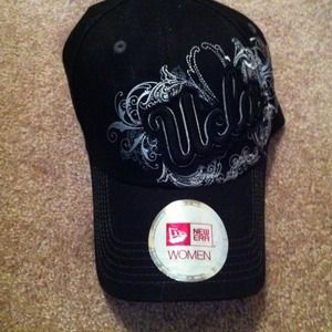 NWOT Black UCLA hat FINAL MARKDOWN