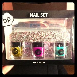 Brand New BP Nail Set