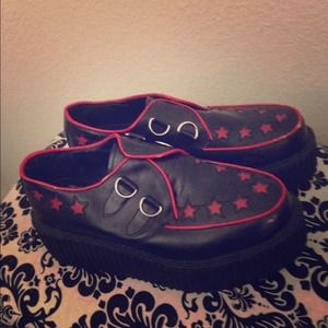 Size 7 1/2 demonias with secret compartment