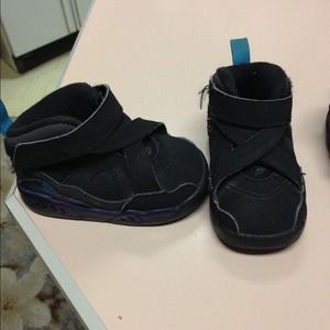 💥💥ON HOLD💥💥Baby Jordan size 4