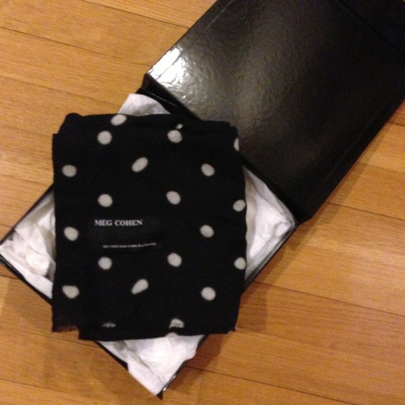 Meg Cohen Scarve