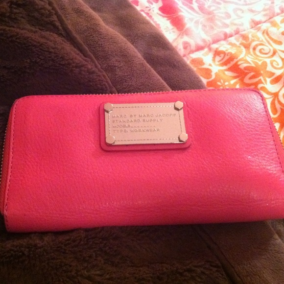 Limited edition pink Marc Jacobs leather wallet