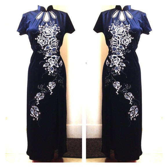Vintage Chinese traditional dress