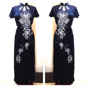 Vintage Chinese traditional dress