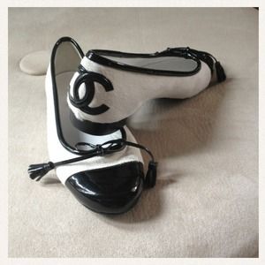 📌❌SOLD❌📌Chanel Flats for @maribelbella