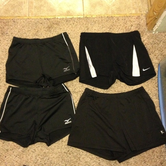 ⭐Reserved⭐Spandex shorts and sweatpants bundle