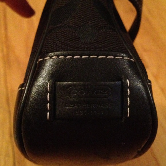 ⭐Reduced⭐ Authentic Coach mini - Picture 2 of 3