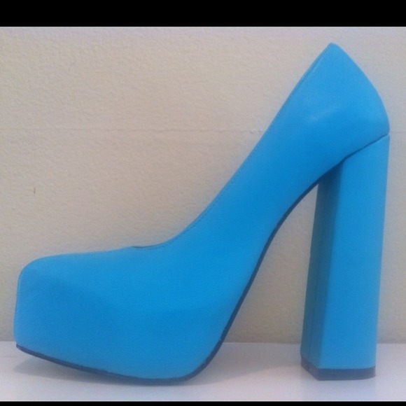 Senso leather turquoise pumps size 8