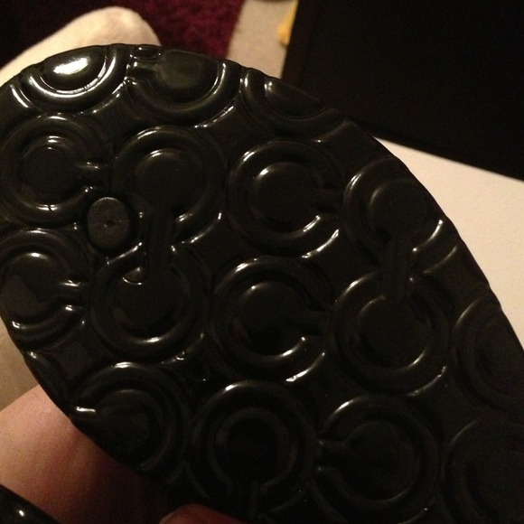 Sold - Picture 3 of 3